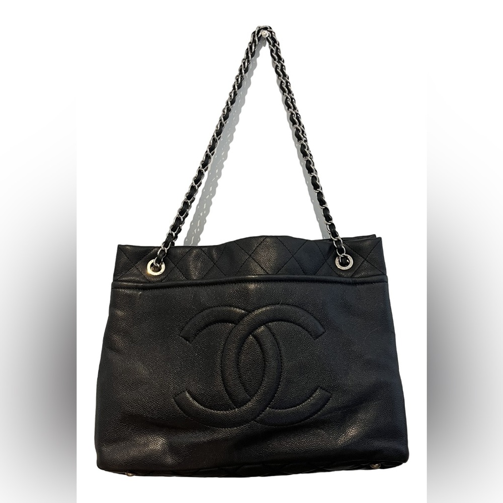 CHANEL Black Quilted Leather Tote with Interlocking CC